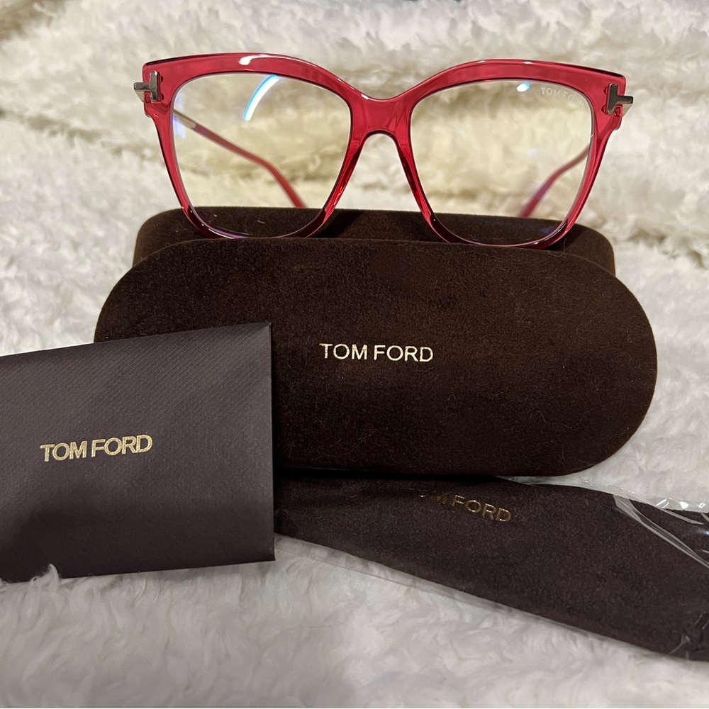 Tom Ford Raspberry colored glasses with blue light lenses
